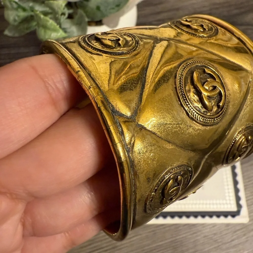 CHANEL Vintage Gold CC Logo Wide Cuff Bracelet - Picture 9 of 11
